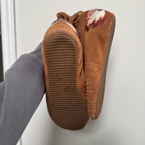 Aldo Suede Fringe Moccasin Boots | Boho Festival Western 37 - Picture 7 of 9